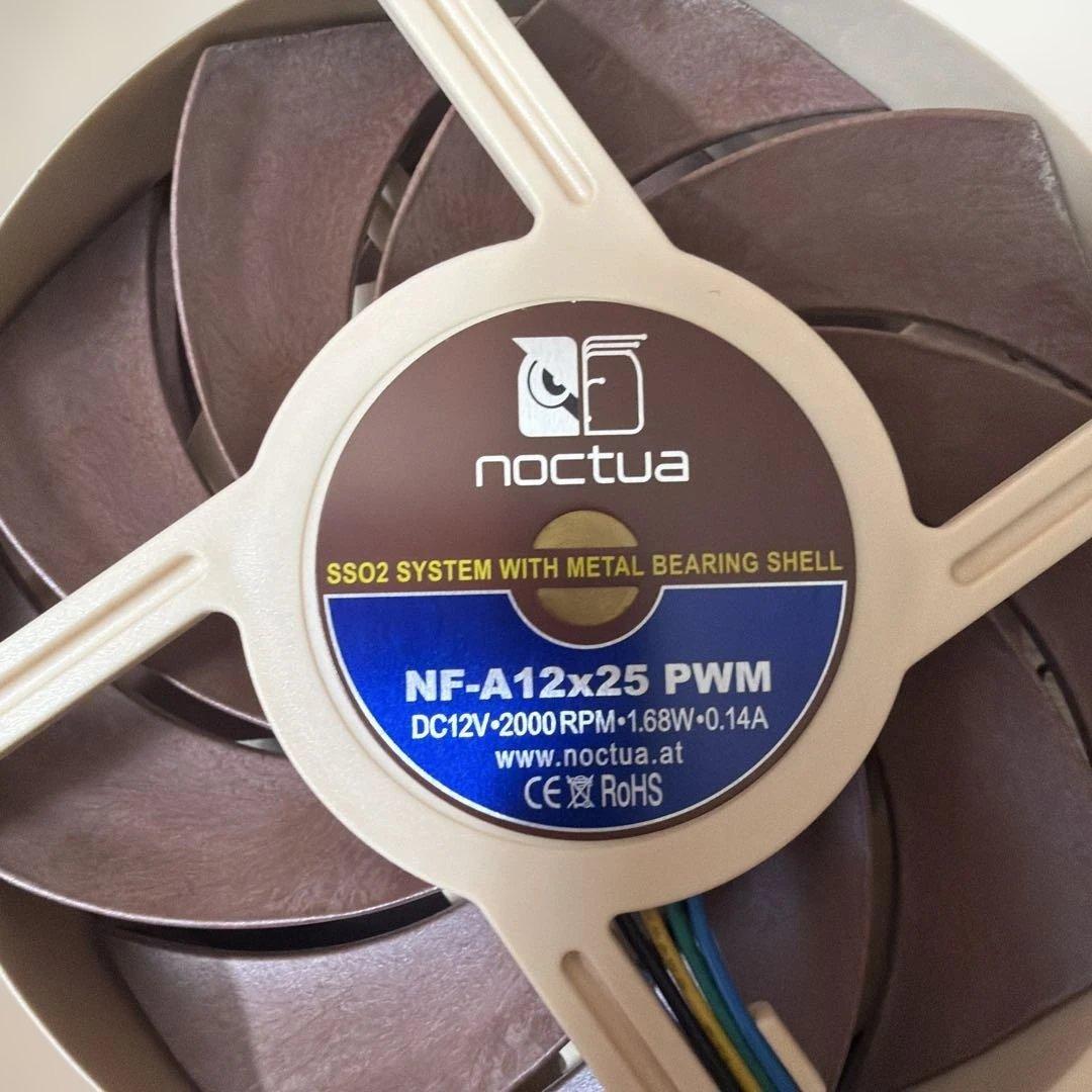 その他 AMD Ryzen 7 3700X + GIGABYTE X470 AORUS