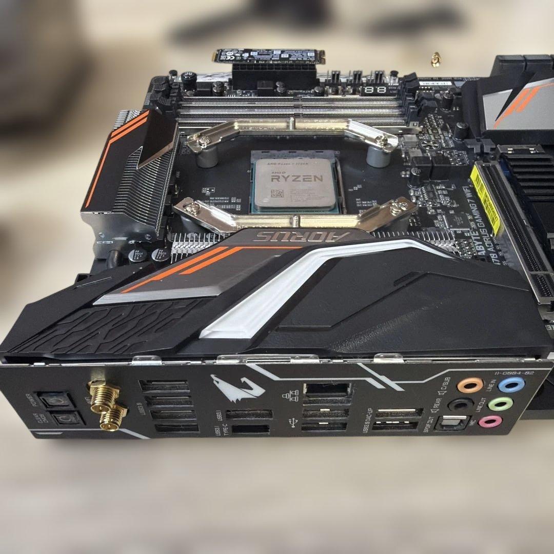 その他 AMD Ryzen 7 3700X + GIGABYTE X470 AORUS