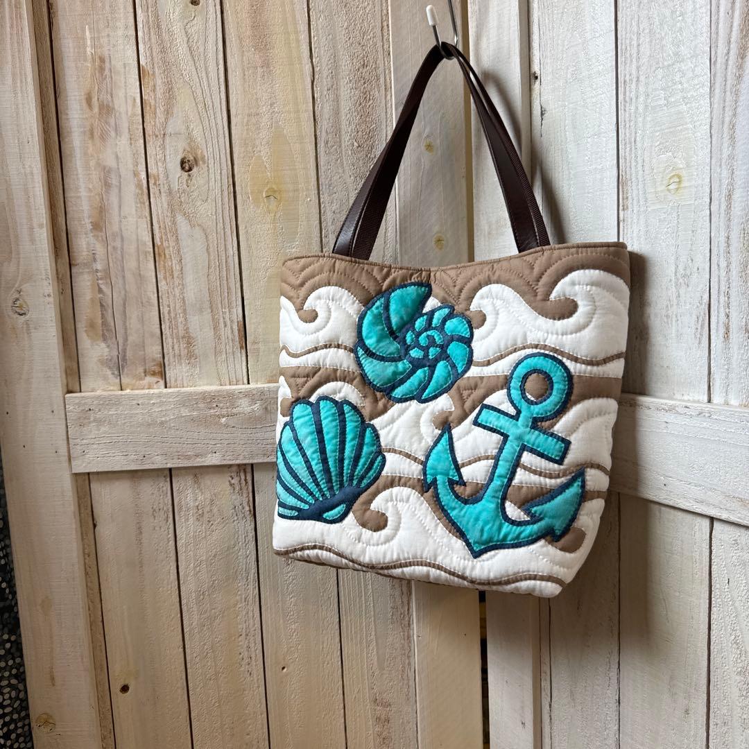 ハワイアンキルト♪ハンドメイドバッグ♪波と海のモチーフ&プルメリア