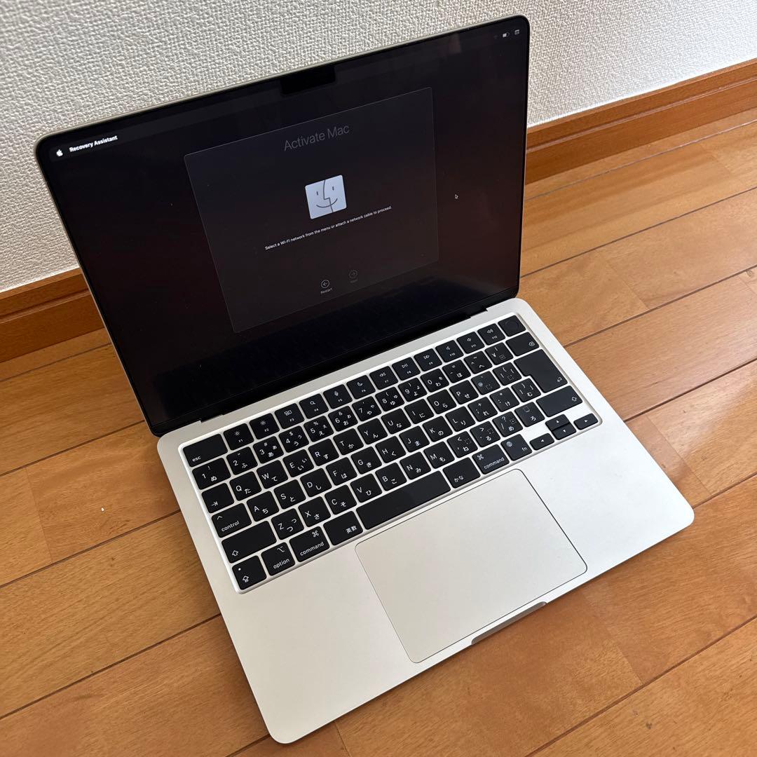 MacBook Air M2 16GB/256GB スターライト