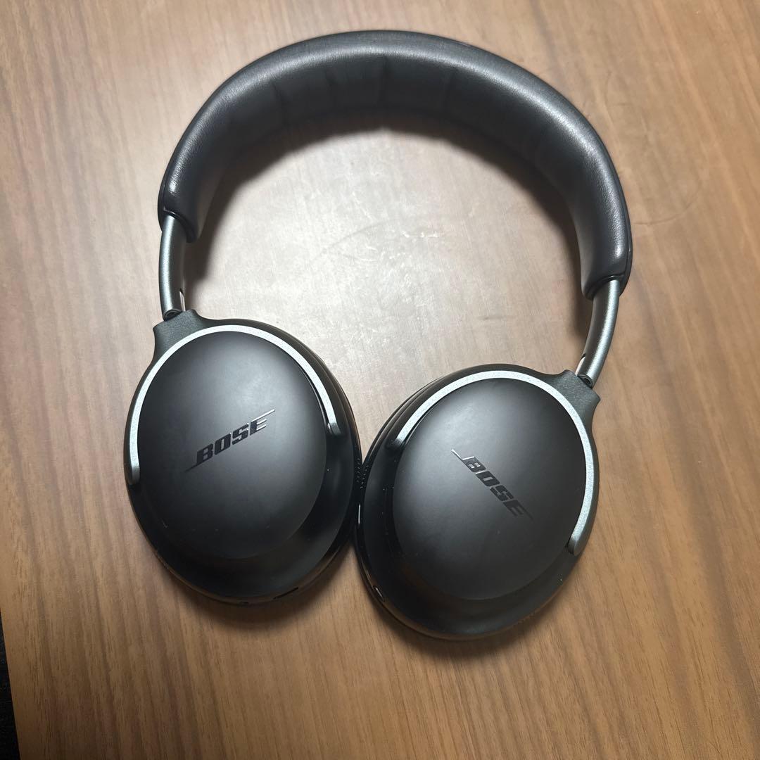 Bose ワイヤレスヘッドホン 収納ケース付き