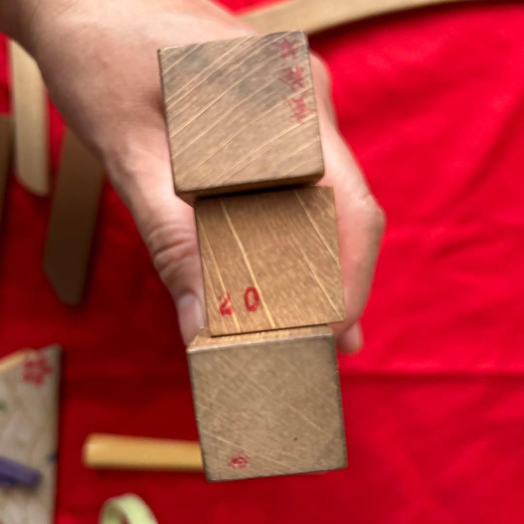 三味線バチ 7本と糸巻き2本