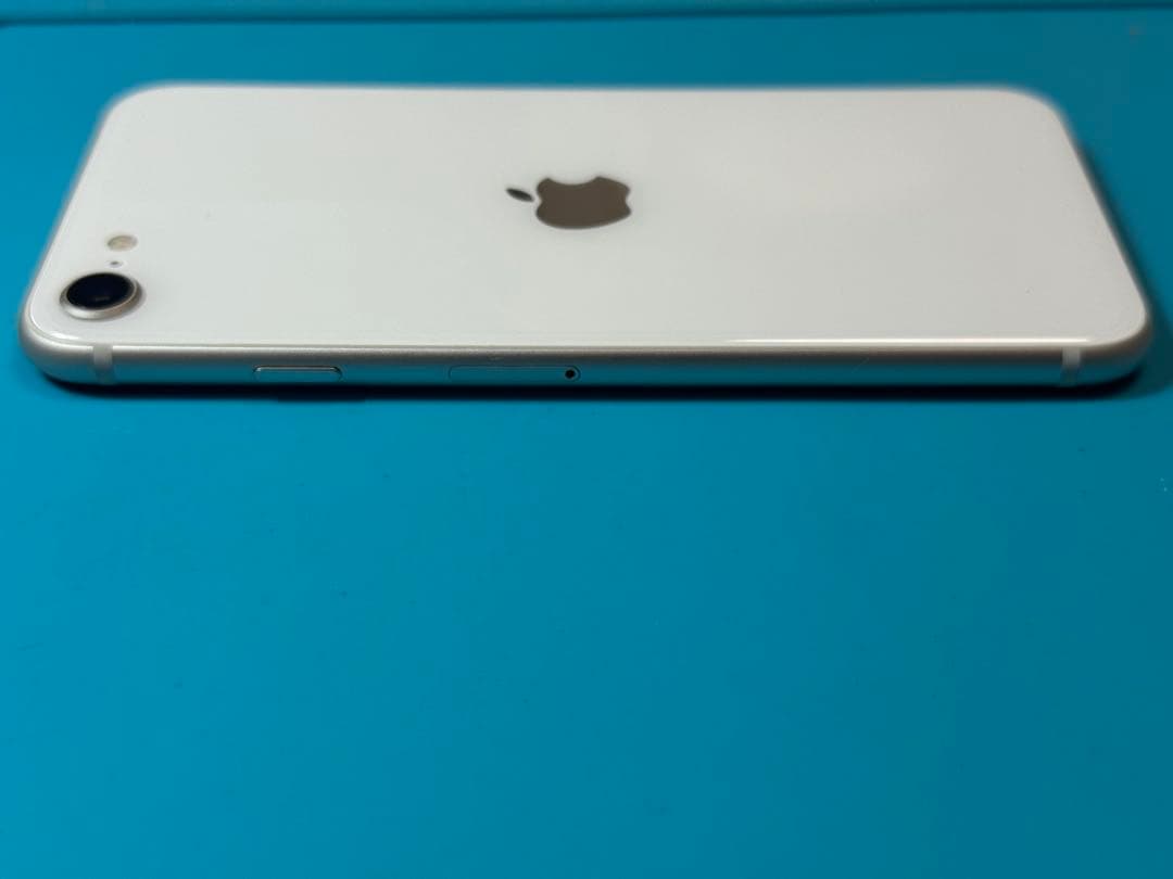 Apple iPhone SE3 128GB スターライト本体