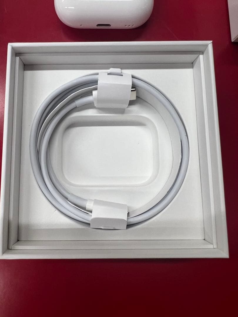 【美品】AirPods Pro2　第2世代 MQD83J/A（アップル純正品）