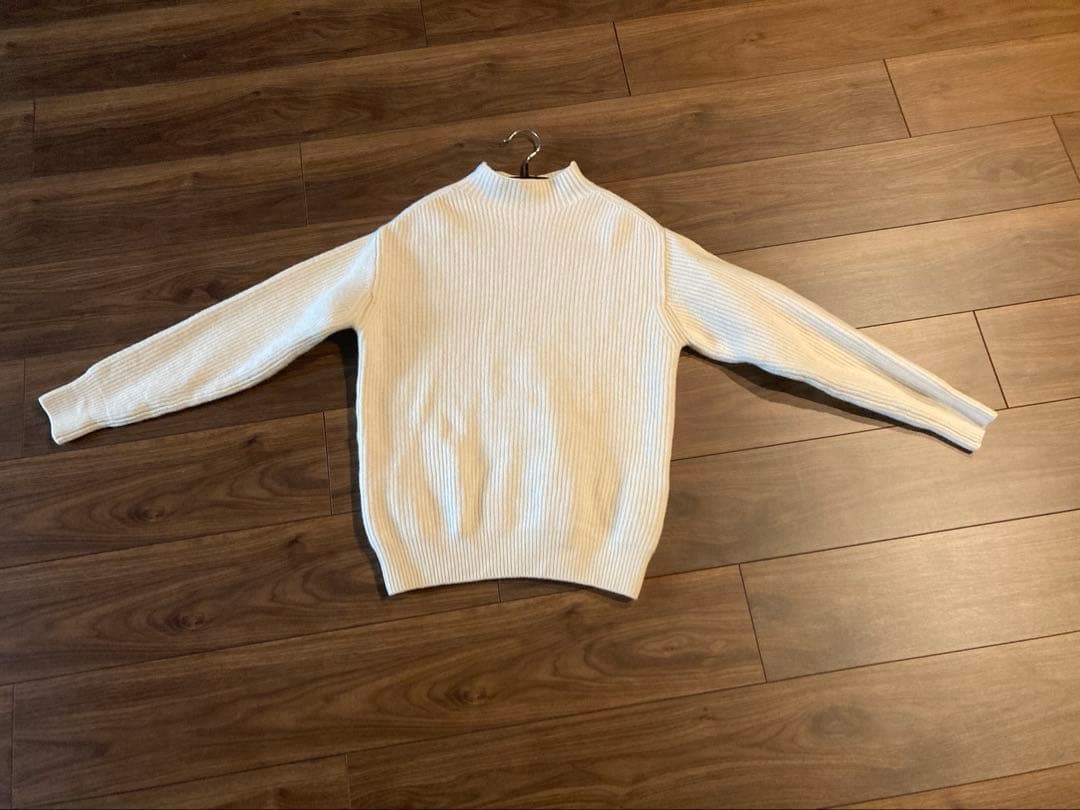 アルルスウール モックネックプルオーバーニット