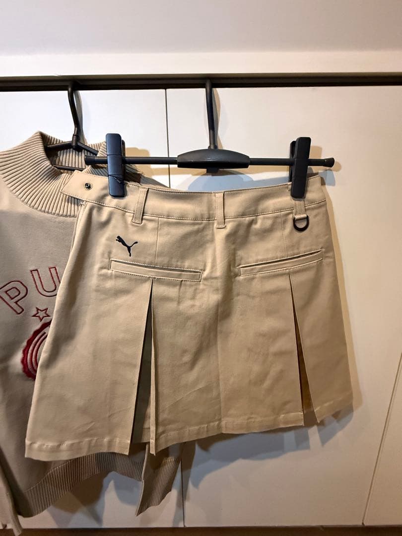 お値下げ　新品　PUMA ベージュセット　S