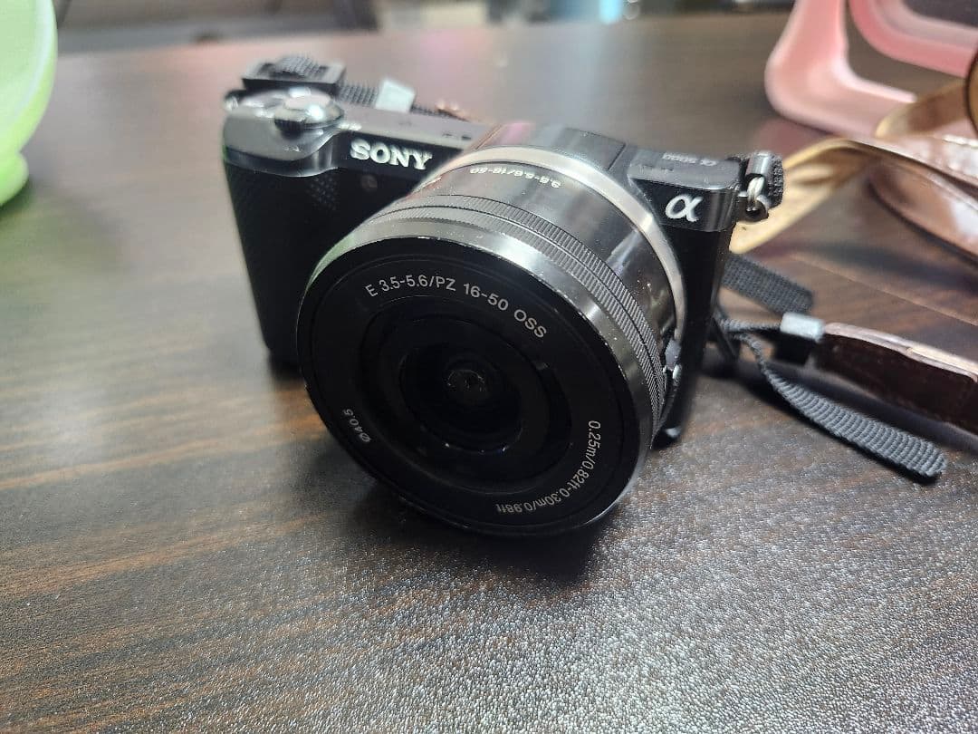 ジャンクSony α5000 ミラーレスカメラ レンズセット