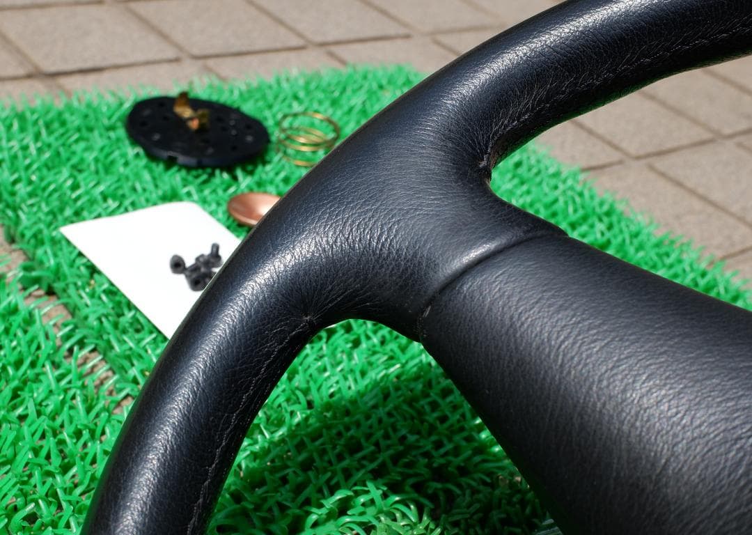 ユーノスロードスター　純正MOMOハンドル　NA8C