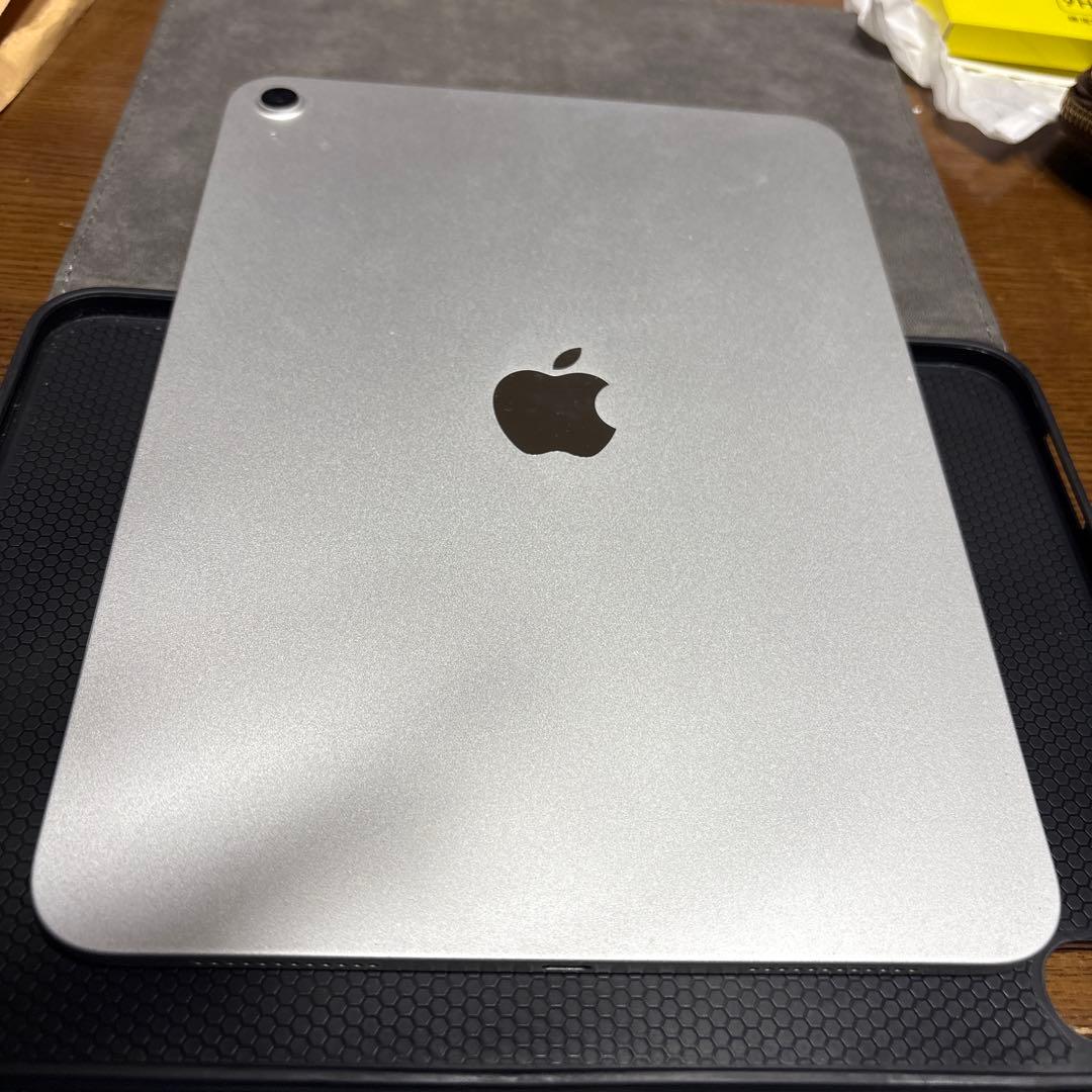 iPad 11世代a16 128GB Wi-Fi 本体ケース、保護フィルム付き