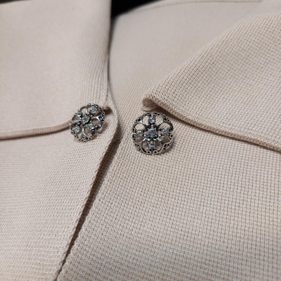 極美品✨6.7万 FOXEY レディジャケット ボレロ ジュエルボタン 38