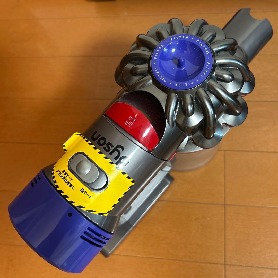 ダイソン Dyson V8 Fluffy