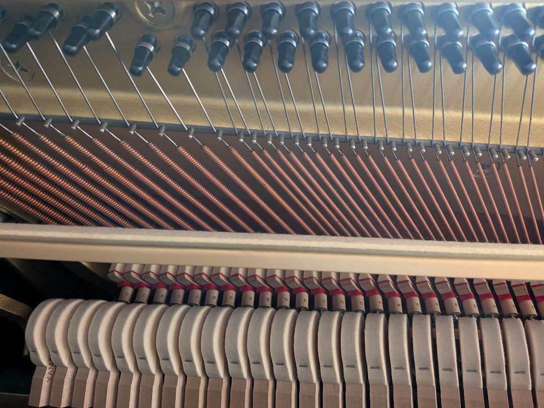 YAMAHA 鍵盤数88 黒ピアノ 椅子付き