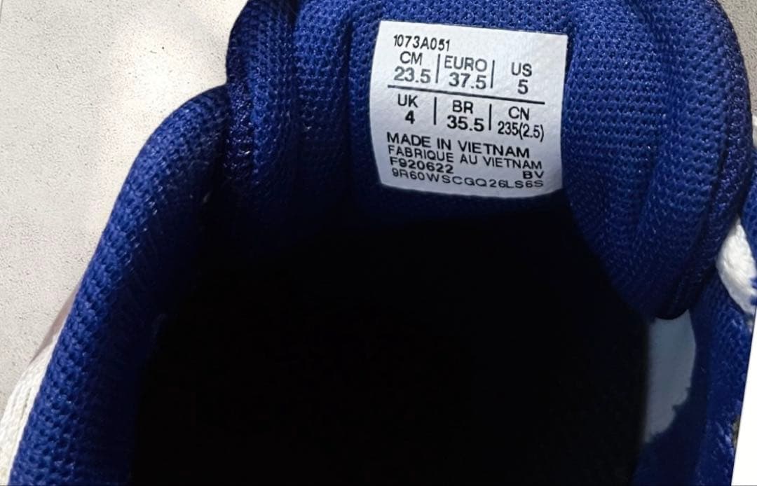 新品【アシックス】バレーボールシューズ GEL-TACTIC 103 23.5