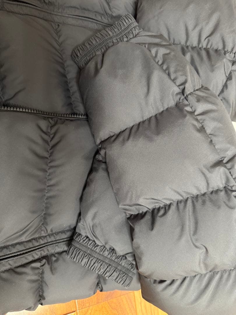 【美品】モンクレール　ダウンジャケット　カーデーレ　ブラック