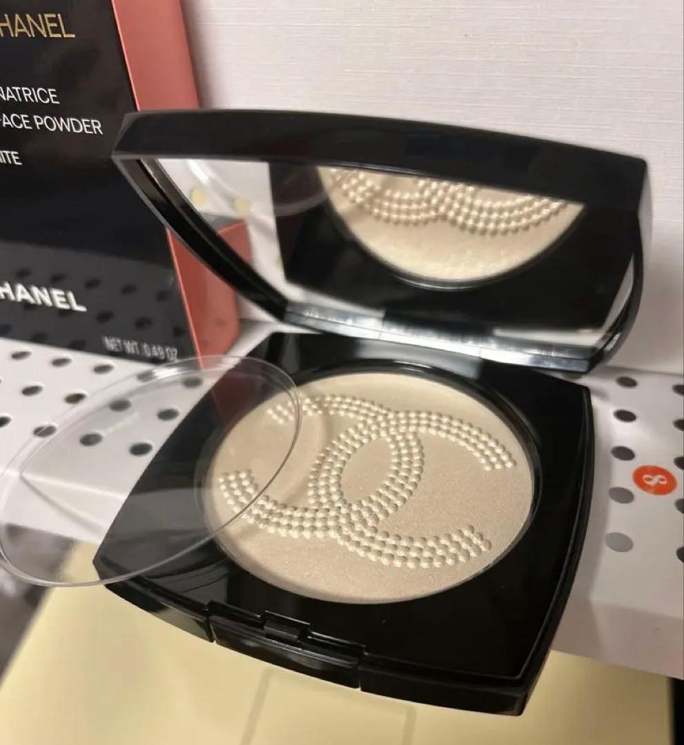 新品♡CHANEL レサンボルドゥシャネル　レベルレ　パーリーホワイト　特別限定