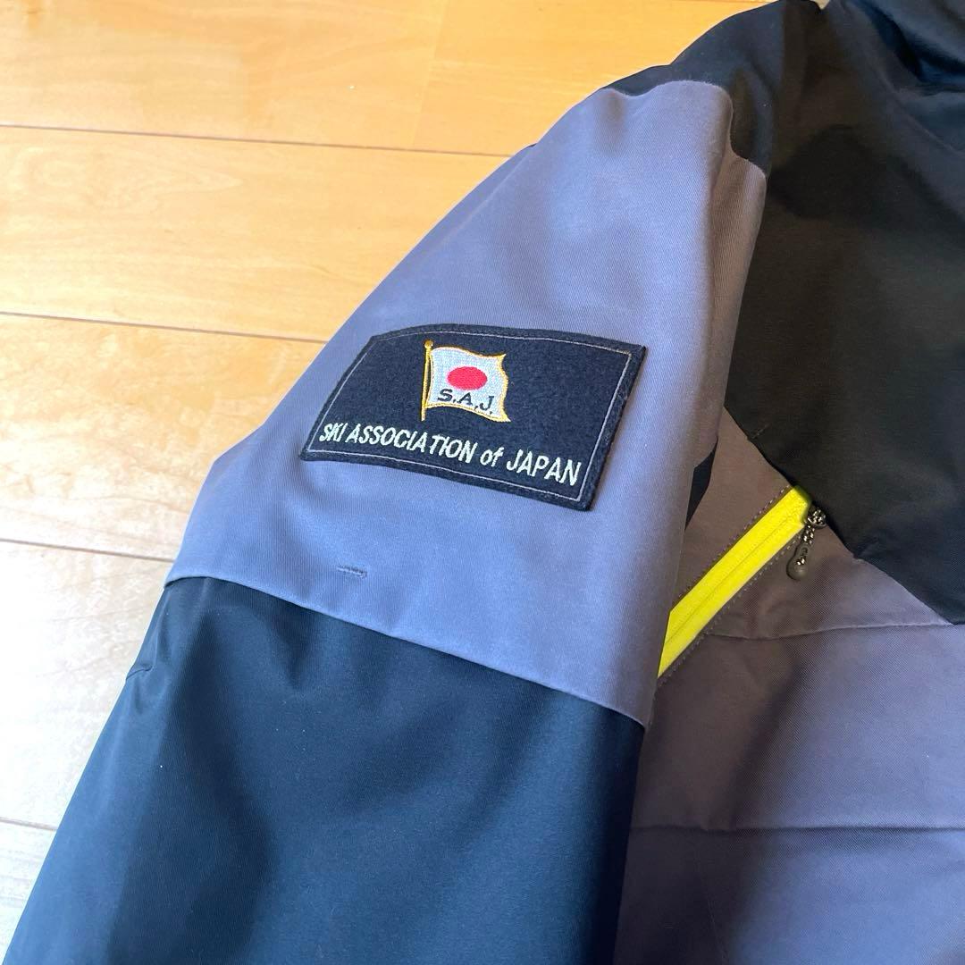 MIZUNO スキーウェアフード付き 上下M 黒✖️グレー　未使用に近いです。