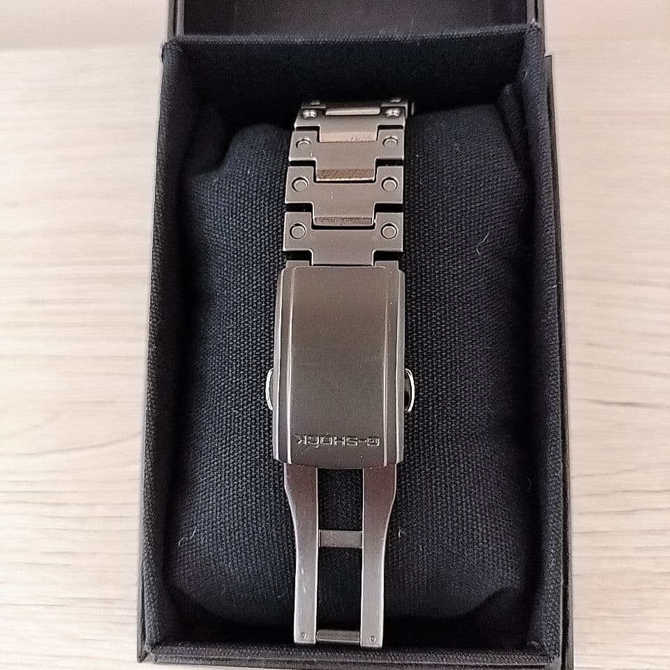 【極美品】G-SHOCK GMW-B5000MB-1JF マットブラック