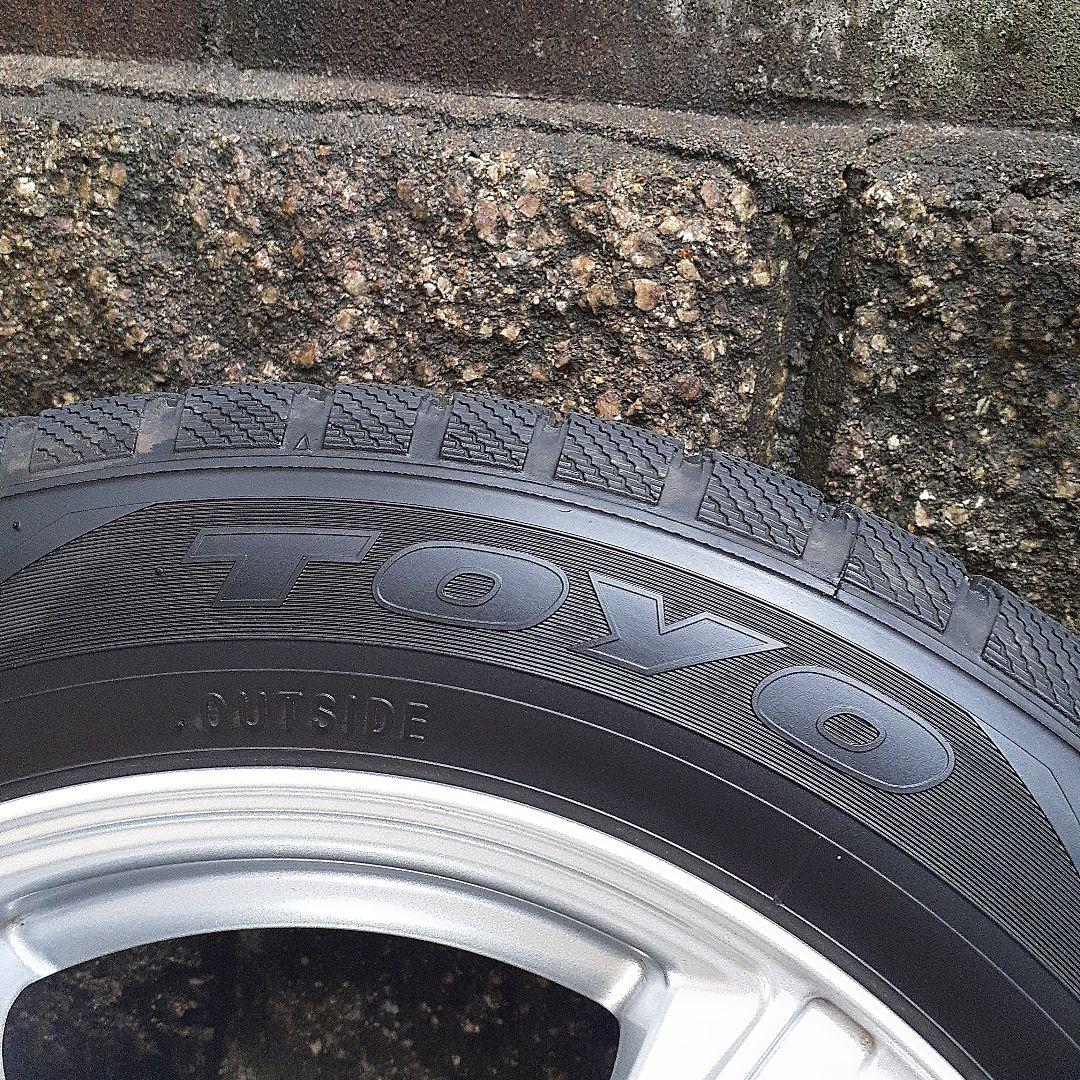 ノア・ヴォクシー スタッドレスタイヤセット 16インチ