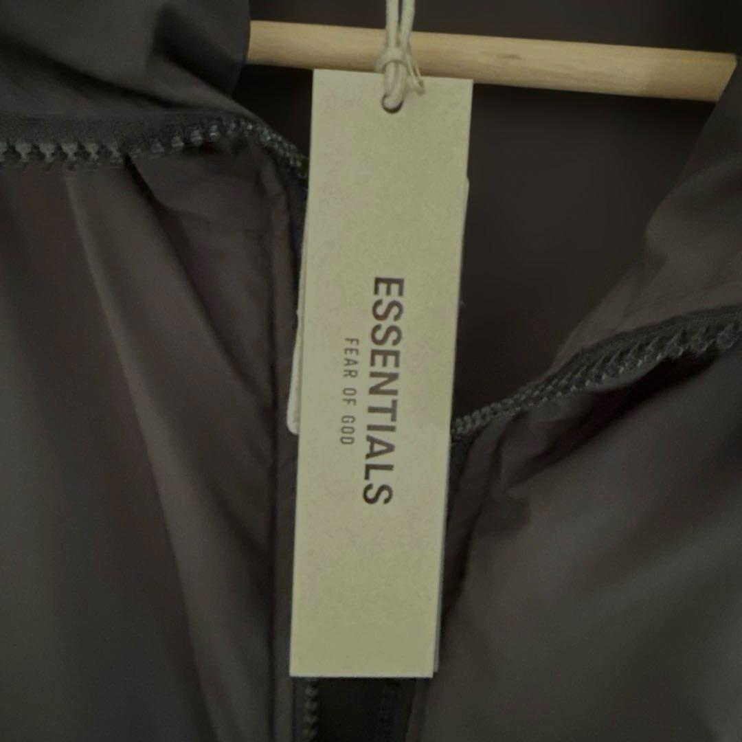 ESSENTIALS STORM JACKET Sサイズ