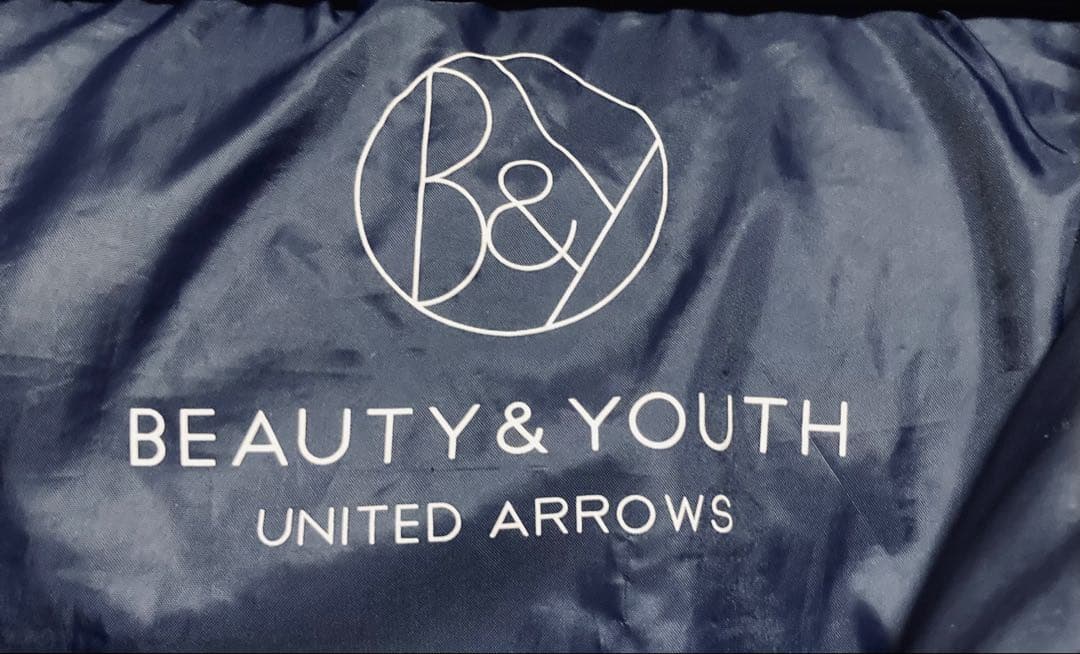 BEAUTY & YOUTH フード付きダウンジャケット ネイビー