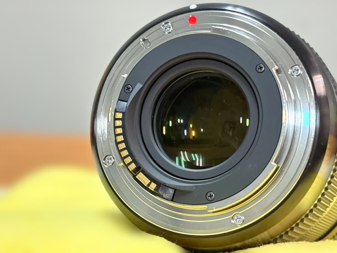 SIGMA 18-35mm F1.8 DC HSM Art（キヤノンEF用）