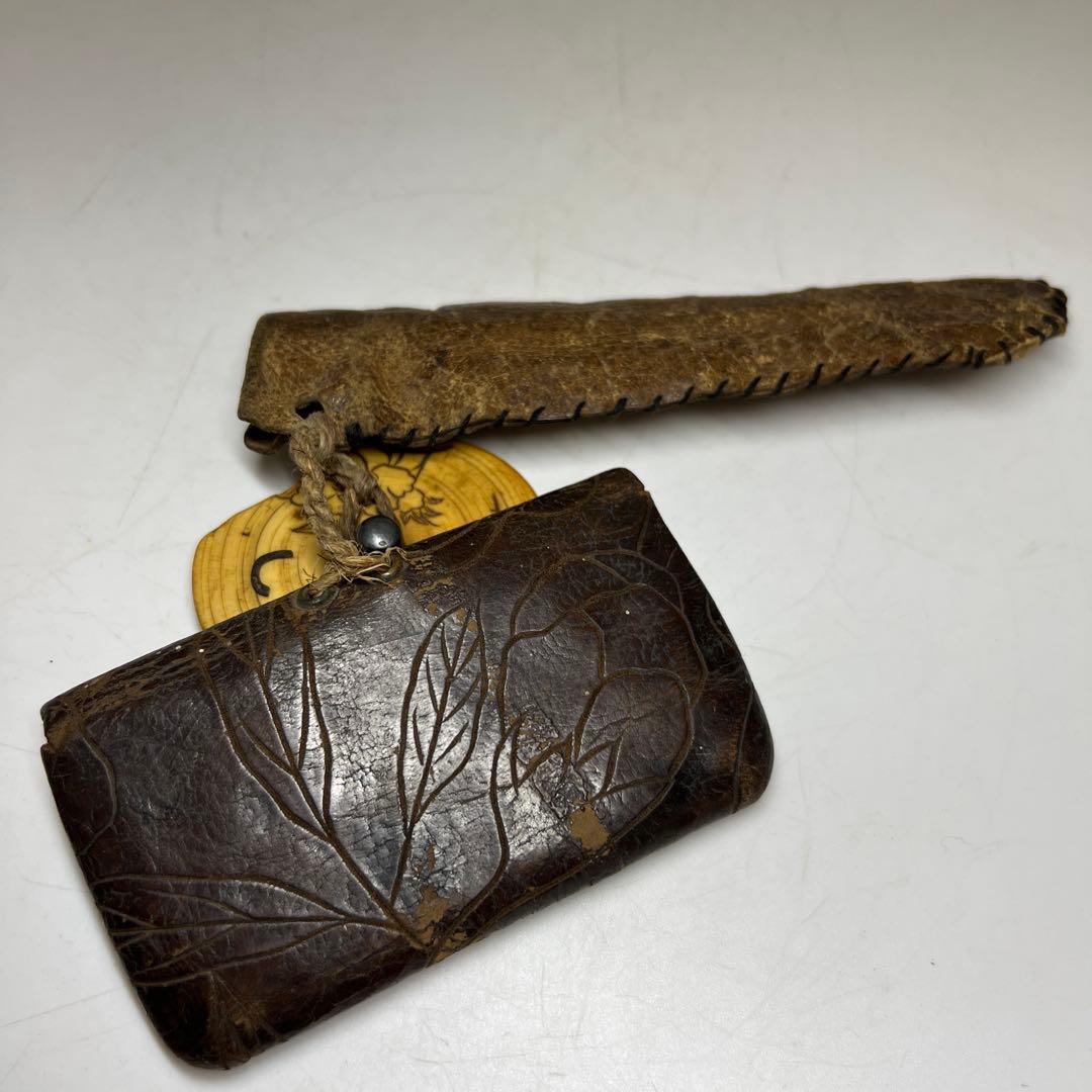 極上獅子根付たばこ入　70g 東Y8-0203②