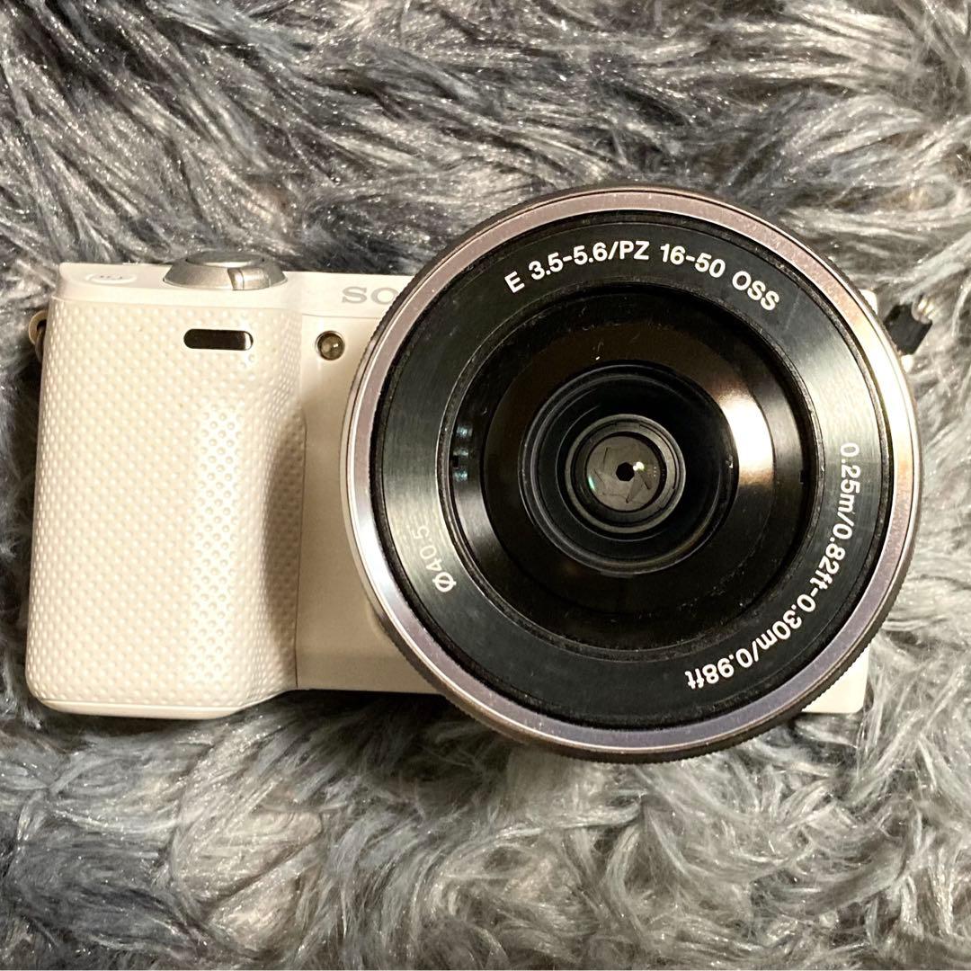 SONY α NEX-5R デジカメ　ホワイト