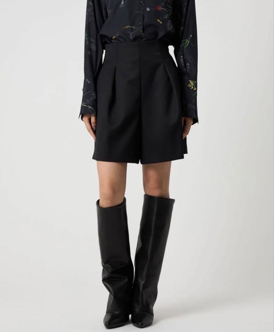 EMMEL REFINES EM タック ポケット ショートパンツ　ブラックM