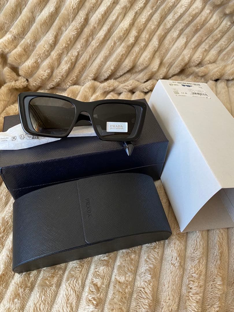 PRADA サングラス OPR 08YS 未使用