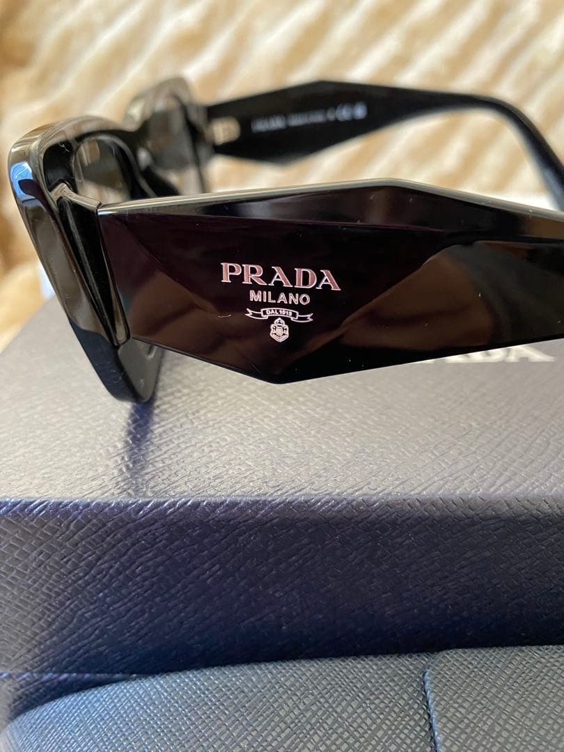 PRADA サングラス OPR 08YS 未使用