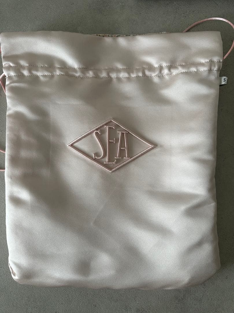 SEA リバーシブル ショルダーバッグ