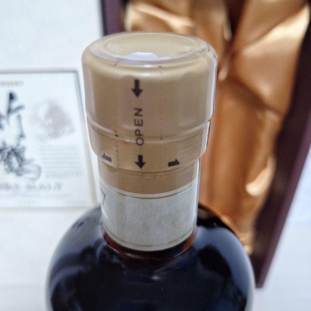 値下げ NIKKAWHISKY竹鶴 17年 ピュアモルト 700ml　箱入り