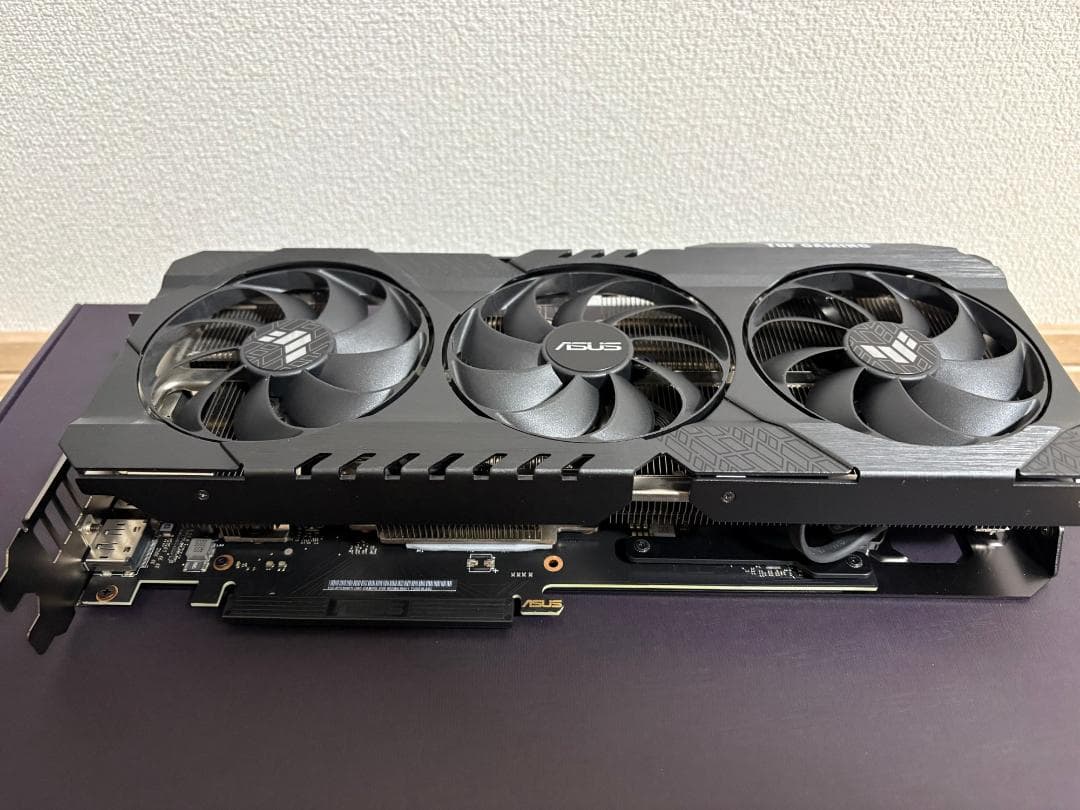 ASUS TUF Gaming GeForce RTX 3060Ti　ステイ付き