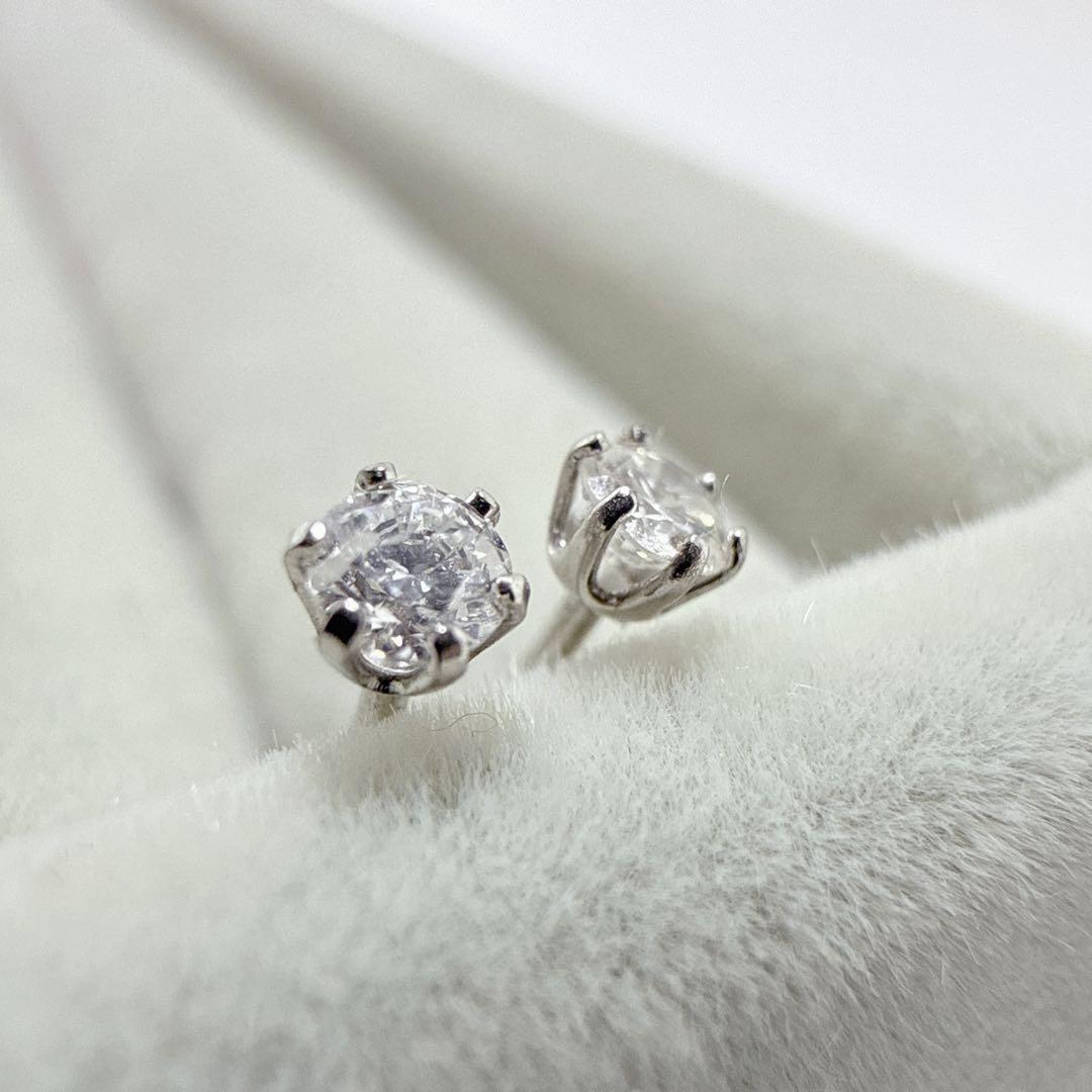 ジュエリーマキ K18WG ダイヤモンド 片方0.05ct 計0.1ct ピアス