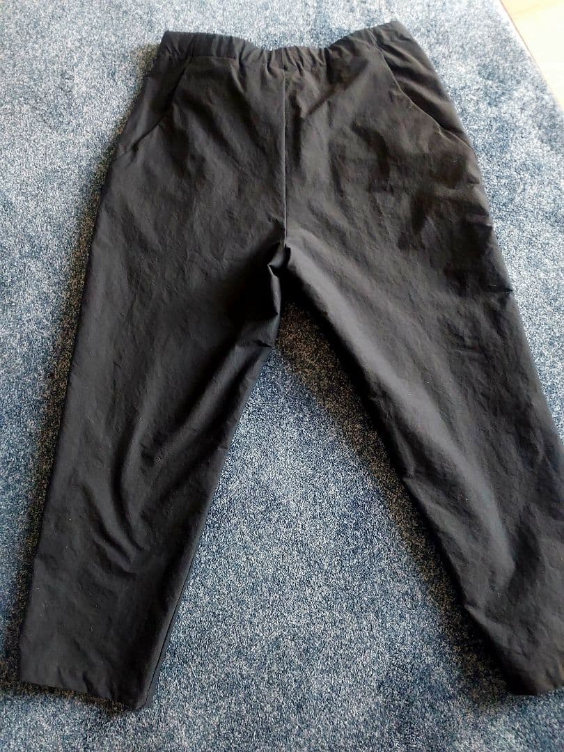 新品　Goldwin ワンタックテーパードアンクルパンツ　BLK