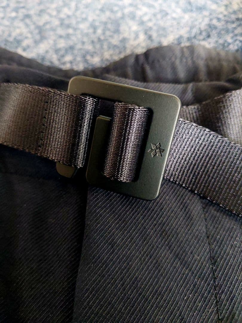 新品　Goldwin ワンタックテーパードアンクルパンツ　BLK