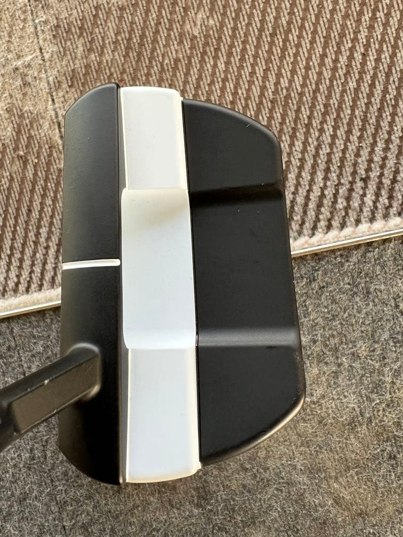 ODYSSEY オデッセイWHITE HOT VERSA パター