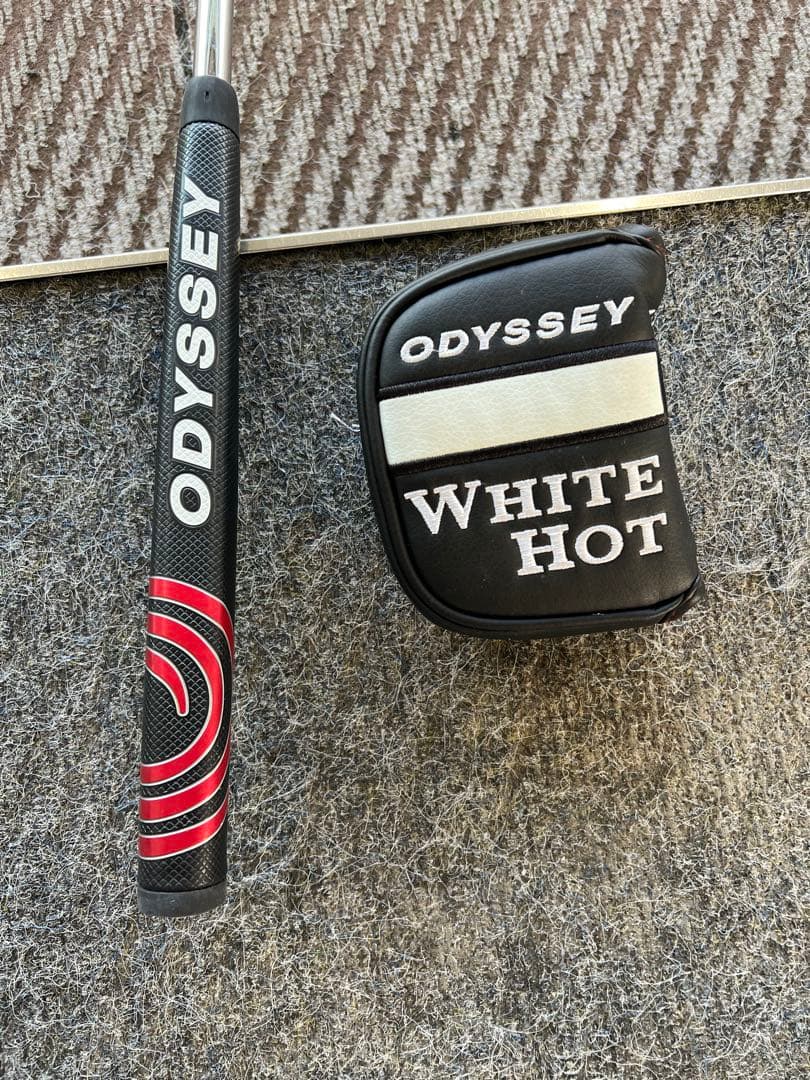 ODYSSEY オデッセイWHITE HOT VERSA パター