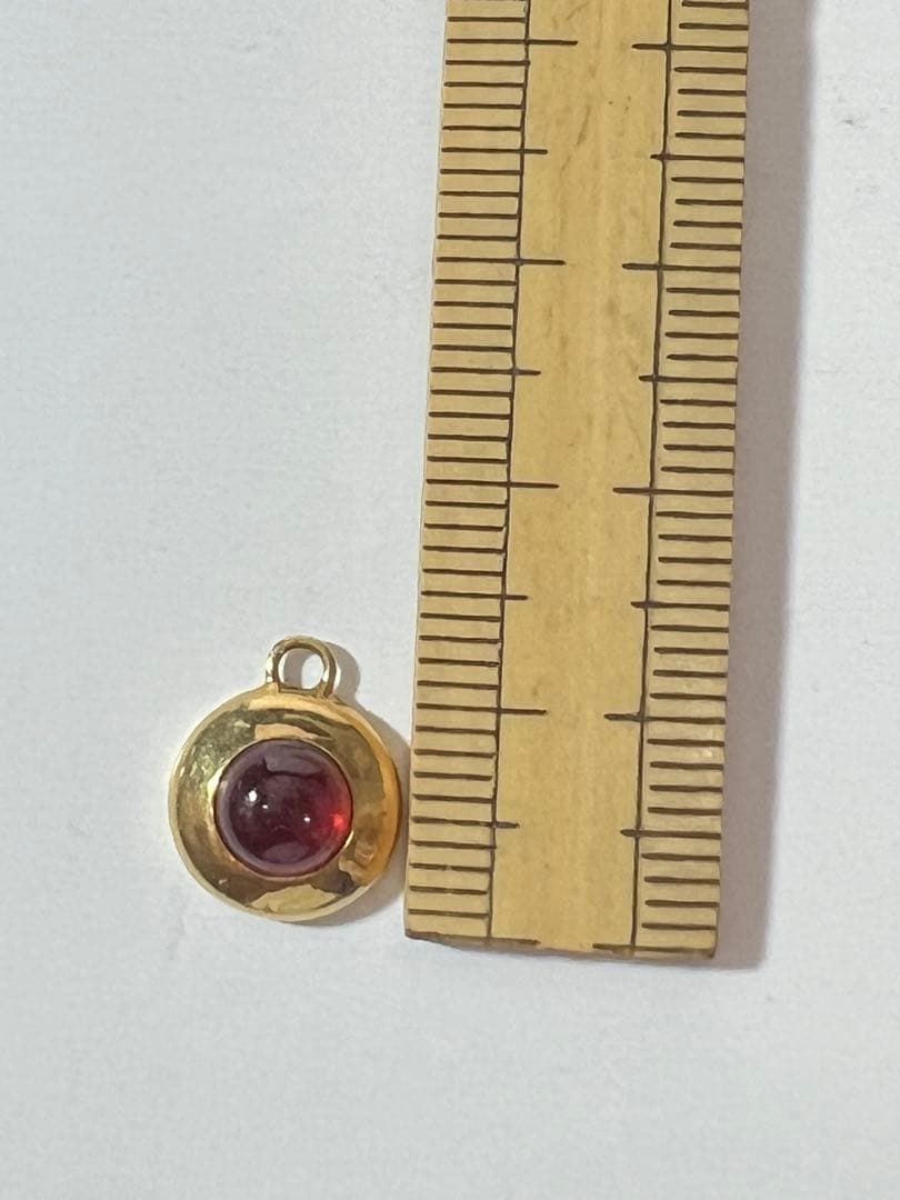 【K18 /ネックレストップ 】 赤石 アクセサリー1.6g