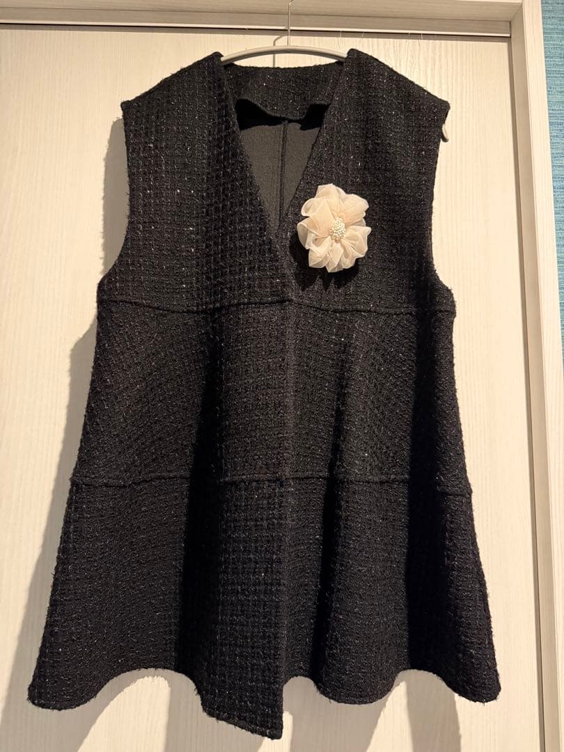 anana ブラックラメツイードジレ　オケージョンに！