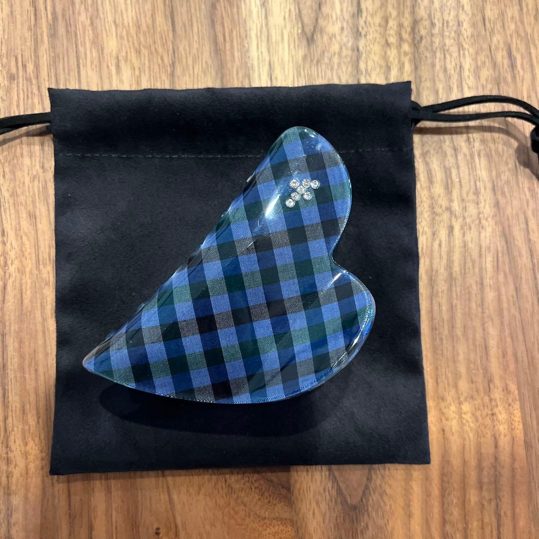 familiar　ヘアクリップ　青