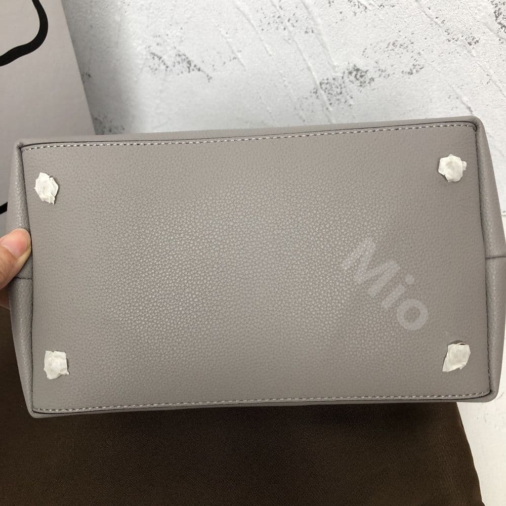 送料込み！トッズ T タイムレス ショルダーバッグ