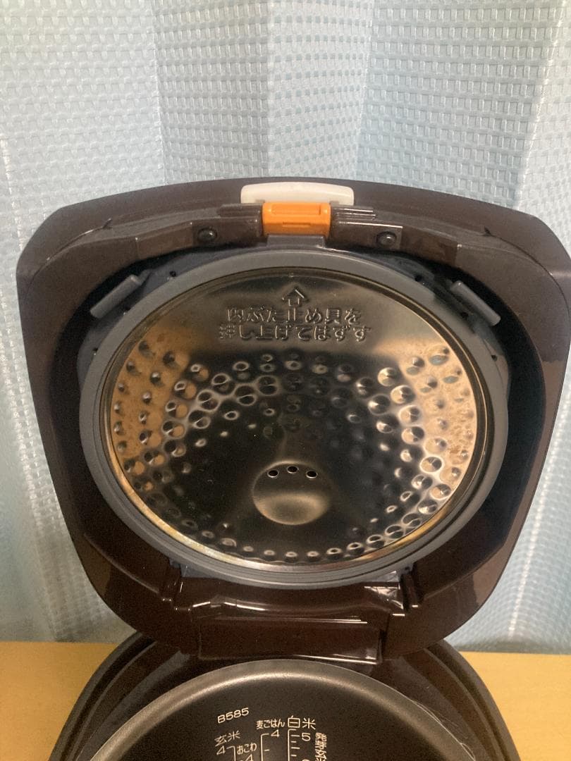 ★美品★2022年製ZOJIRUSHI NW-VH10炊飯器 ジャー5.5合炊き