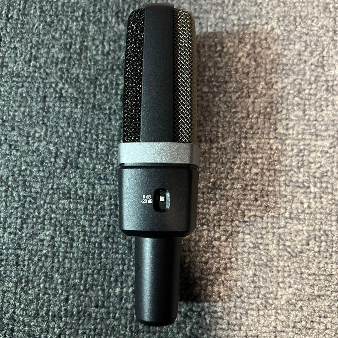 【極美品】AKG C214 コンデンサーマイク 完動品（国内正規品）