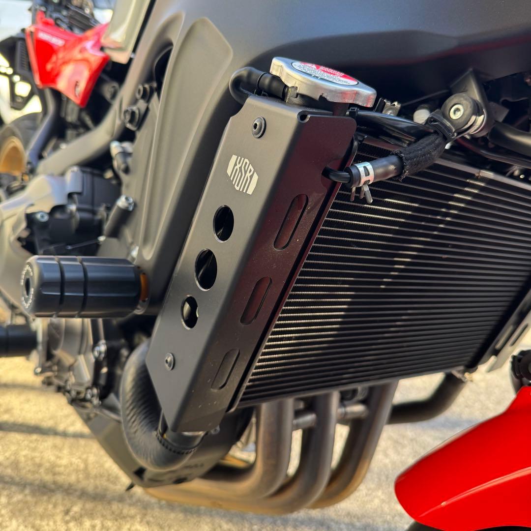 XSR900 ウインカー移設キット