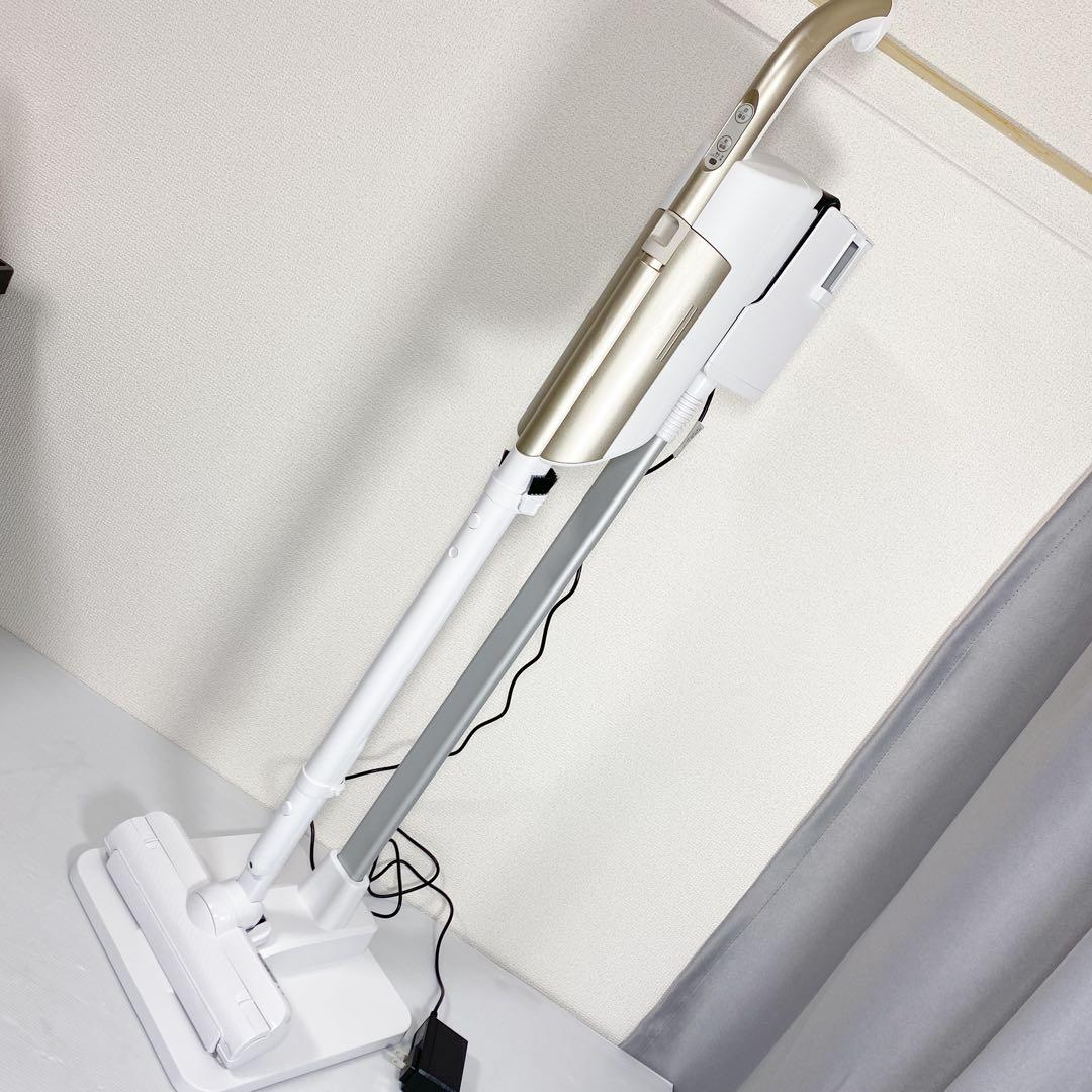 【ほぼ新品】東芝 紙パック式コードレスクリーナー VPJ-PS1