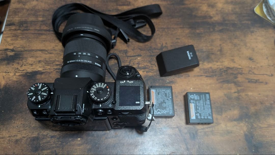 FUJIFILM xh1+Sigma18-50mm+バッテリー(三個)