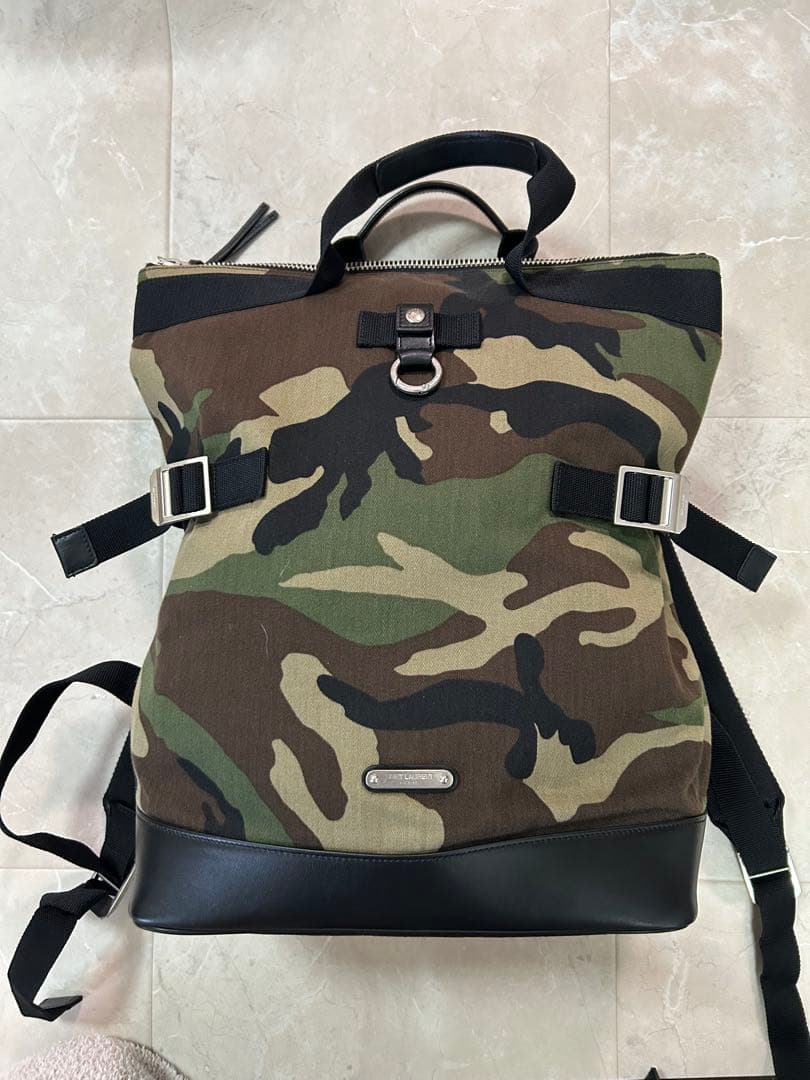 美品　サンローラン　リュック　バックパック　迷彩