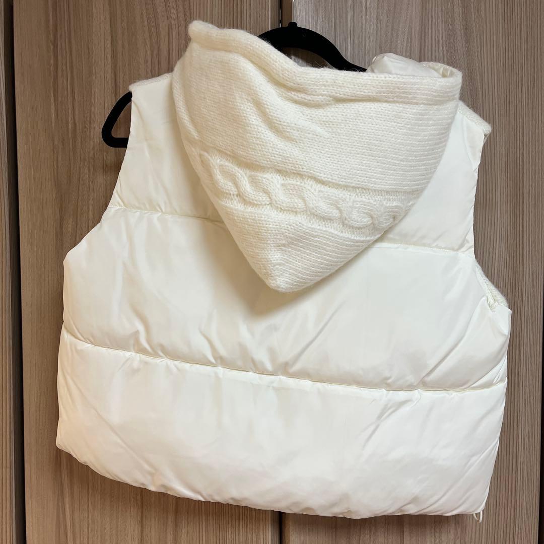 新品未使用　TWINSET ACTITUDE ケーブルニット パデッドベスト