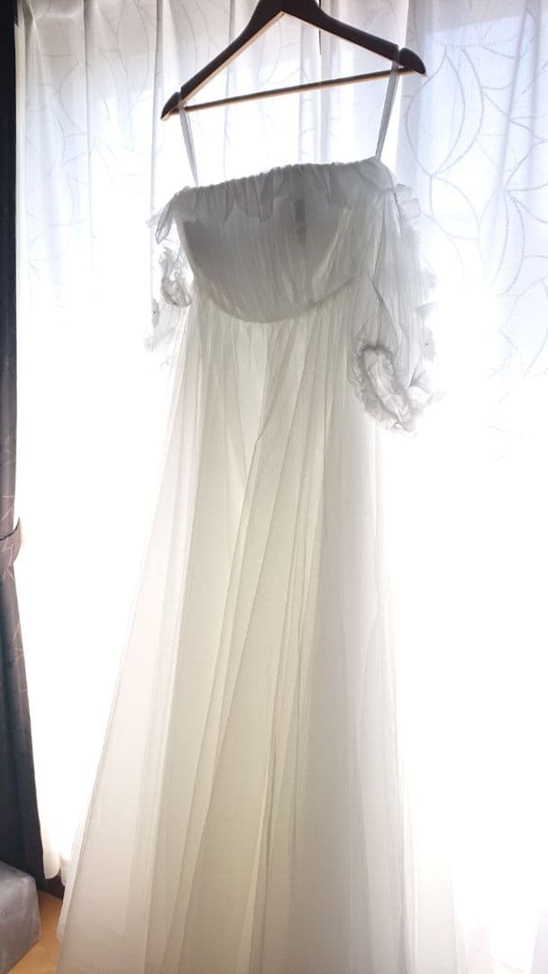 フラワー袖ウェディングドレス エンパイア（マタニティ対応）